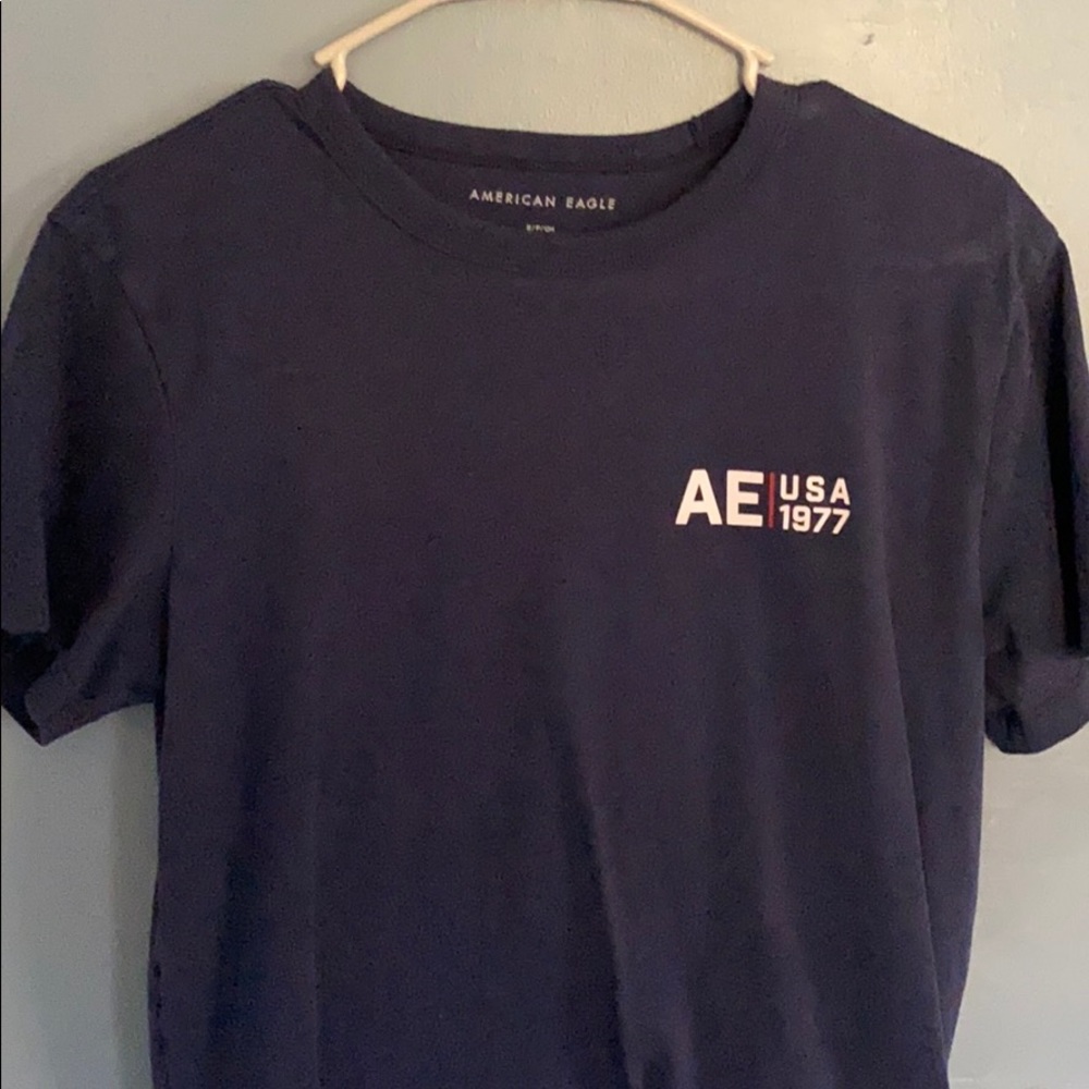 Men’s American Eagle T Shirt Medium
